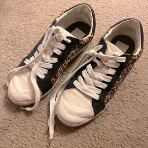 Dolce Vita Sneakers 6.5